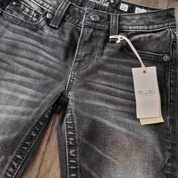 NWT Miss Me Mid Rise Skinny Jeans 26 - Picture 3 of 13